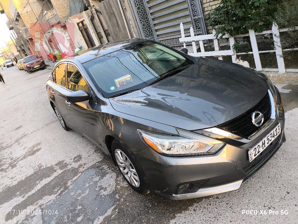 Nissan Altima